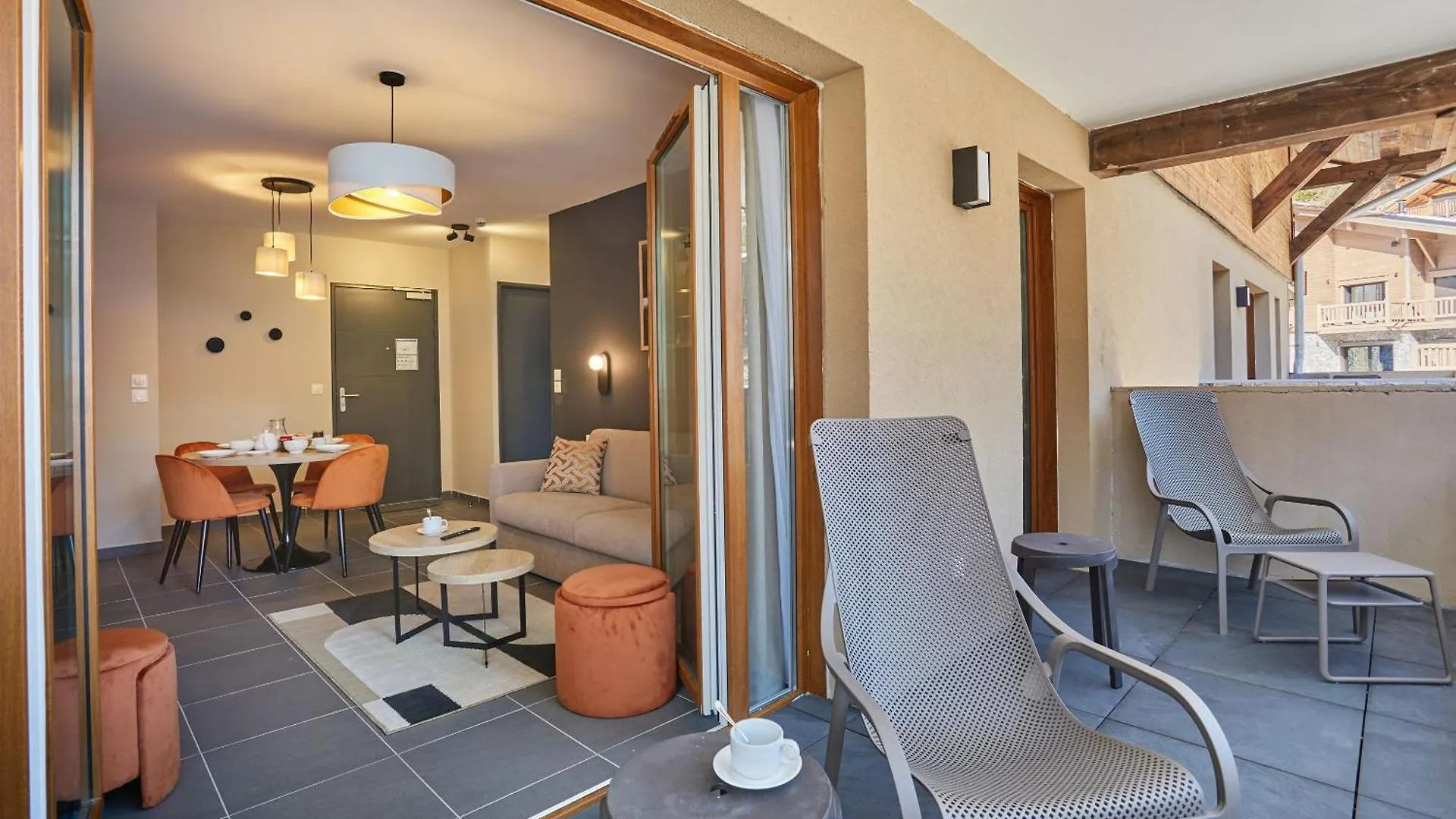 Apart-hotel Residence Prestige Odalys Le Mont D'Auron França