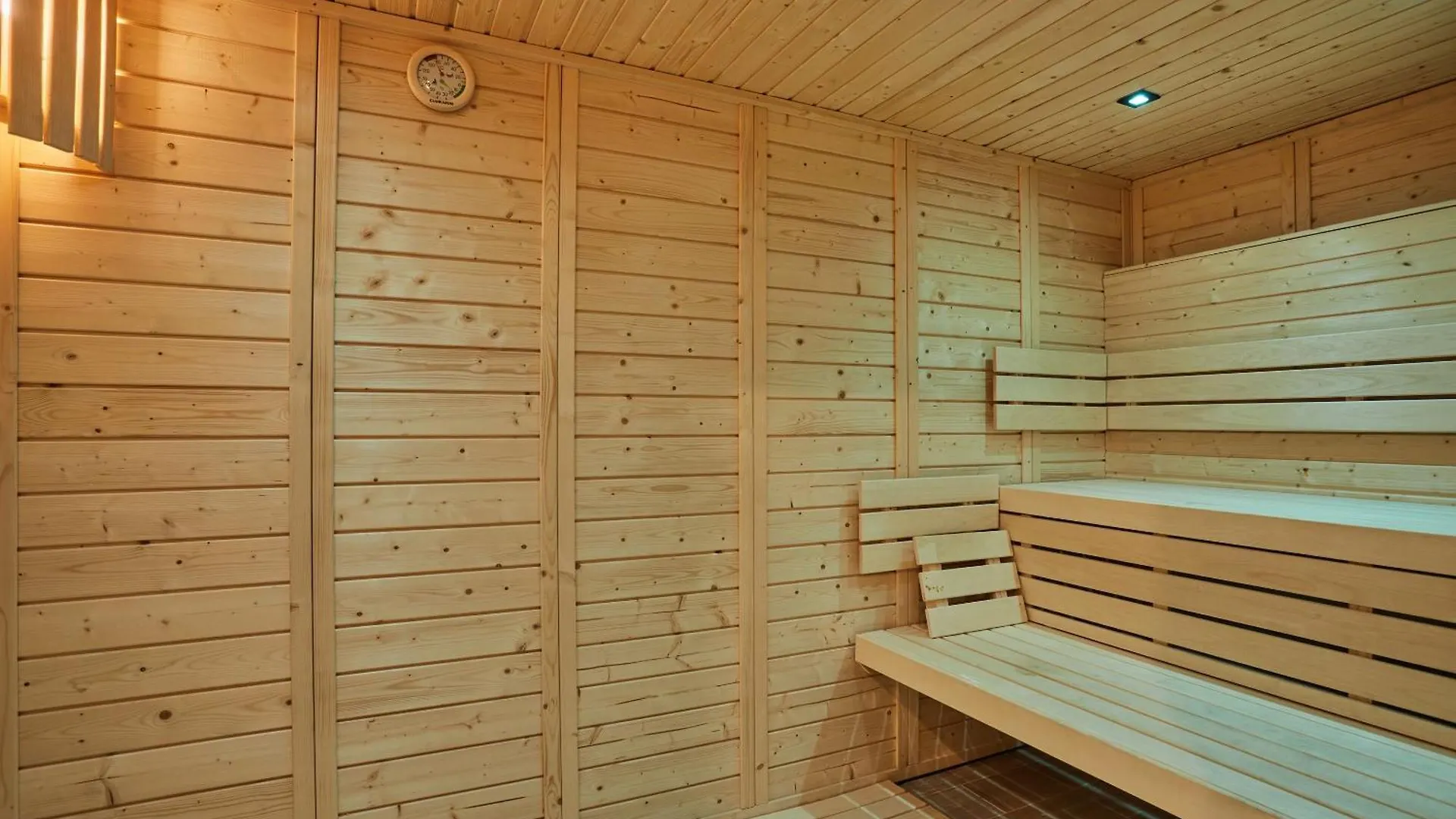 Apart-hotel Residence Prestige Odalys Le Mont D'Auron França